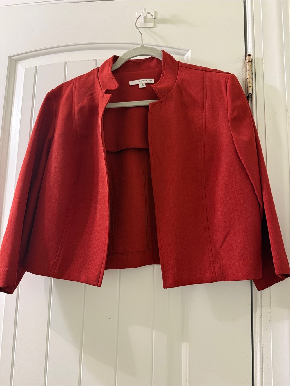 Studio One Red Open-Front Cropped Blazer